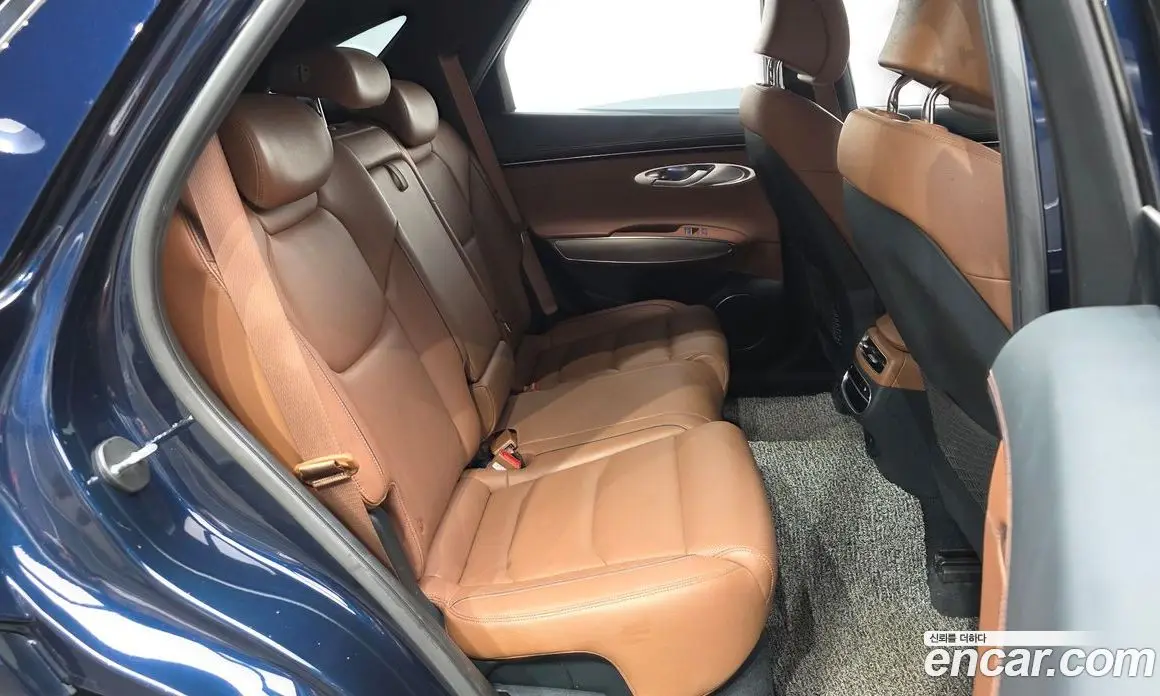Genesis GV70 2021 2.5 автомат (гидро), фото 17 Genesis GV70 2021 2.5 автомат (гидро), фото 17
