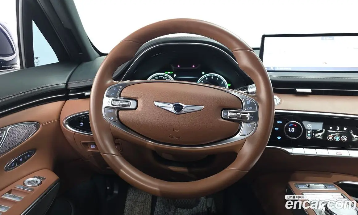 Genesis GV70 2021 2.5 автомат (гидро), фото 18 Genesis GV70 2021 2.5 автомат (гидро), фото 18