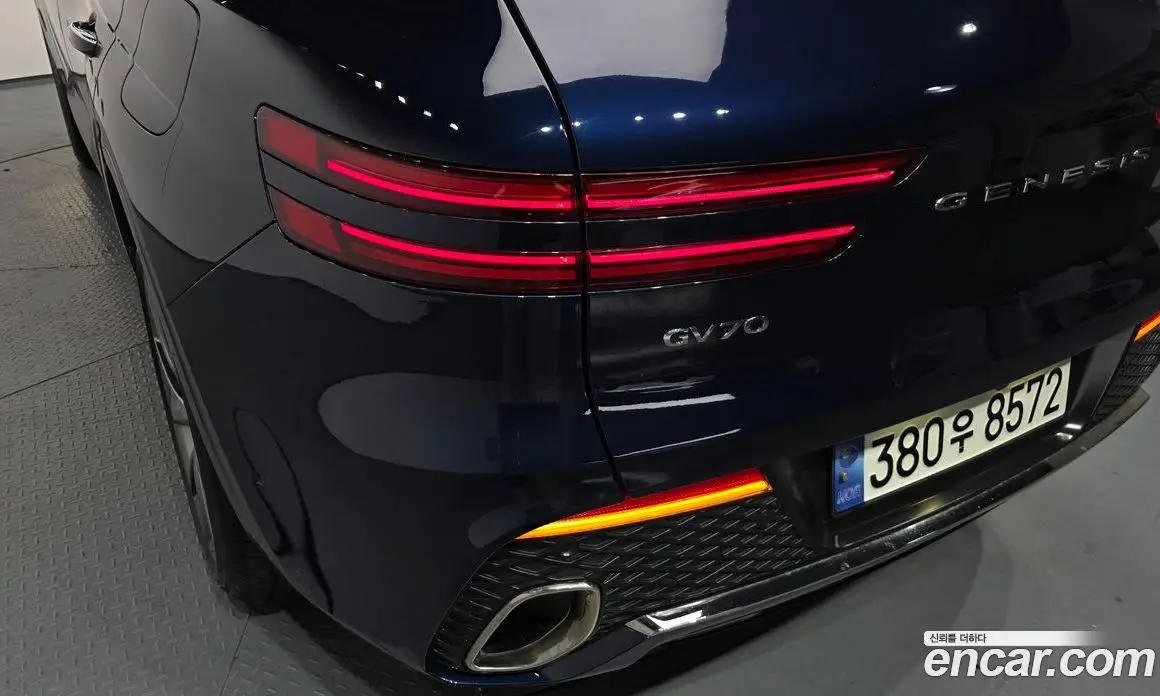 Genesis GV70 2021 2.5 автомат (гидро), фото 8 Genesis GV70 2021 2.5 автомат (гидро), фото 8