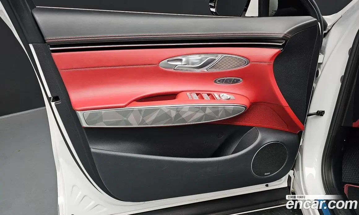 Genesis GV70 2022 2.5 автомат (гидро), фото 14
