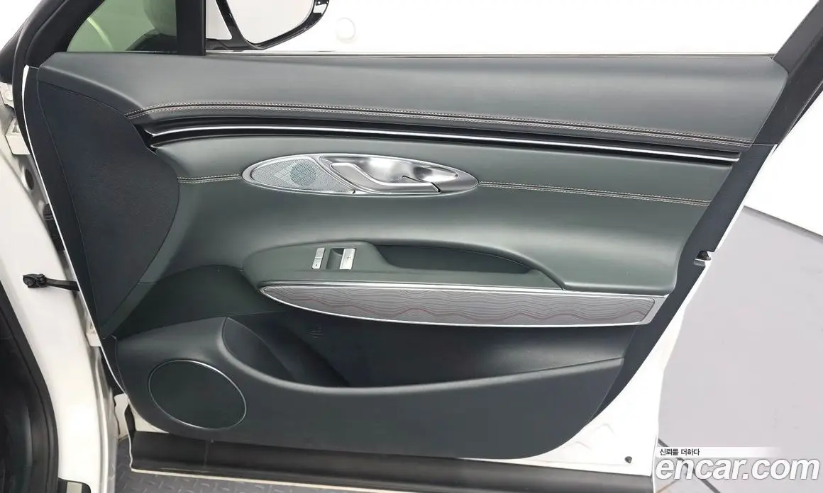 Genesis GV70 2022 2.5 автомат (гидро), фото 14
