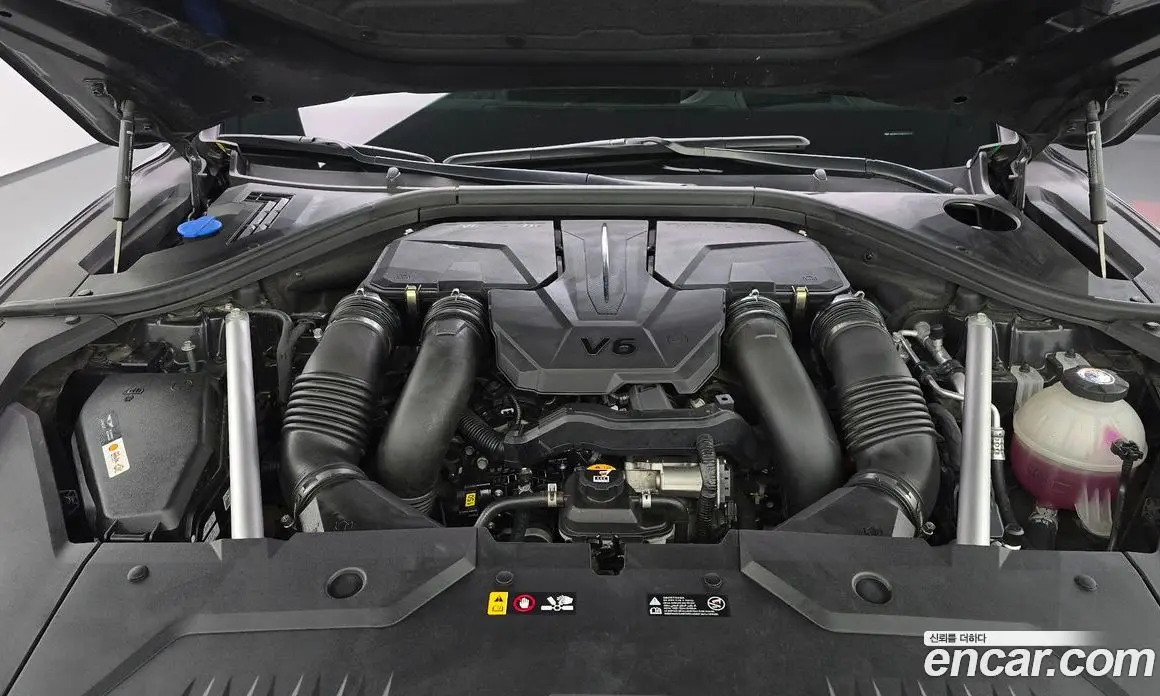 Genesis GV70 2022 3.5 автомат (гидро), фото 6