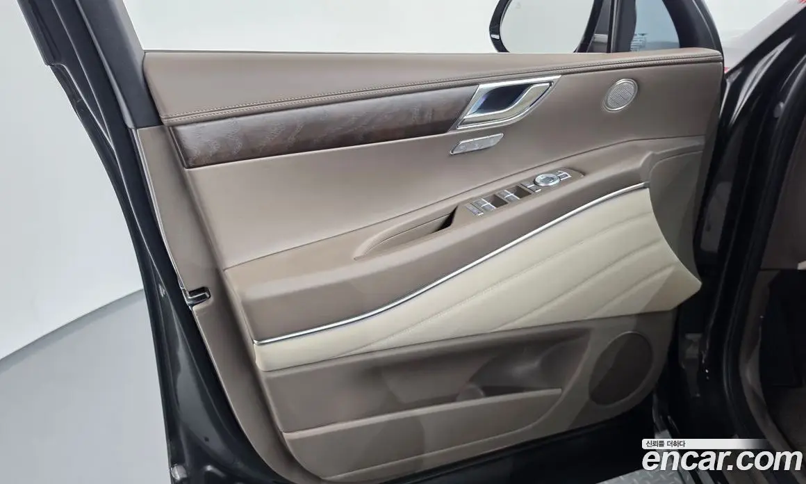 Genesis GV80 2023 3.5 автомат (гидро), фото 14 Genesis GV80 2023 3.5 автомат (гидро), фото 14