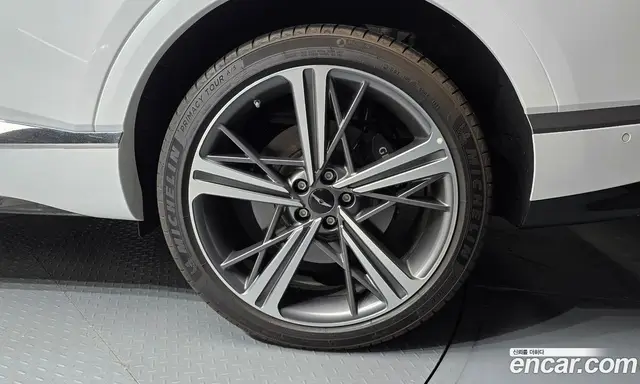 Genesis GV80 2024 2.5 автомат (гидро), миниатюра 7