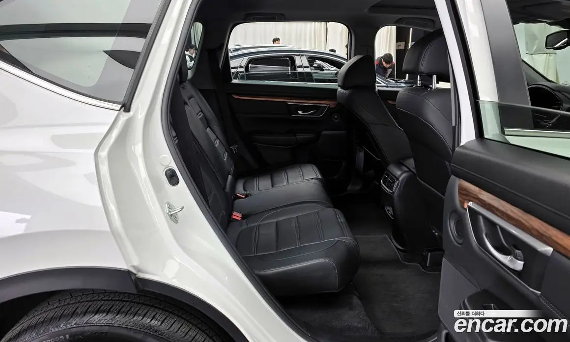 Honda CR-V 2022 2.0 автомат (гидро), фото 18