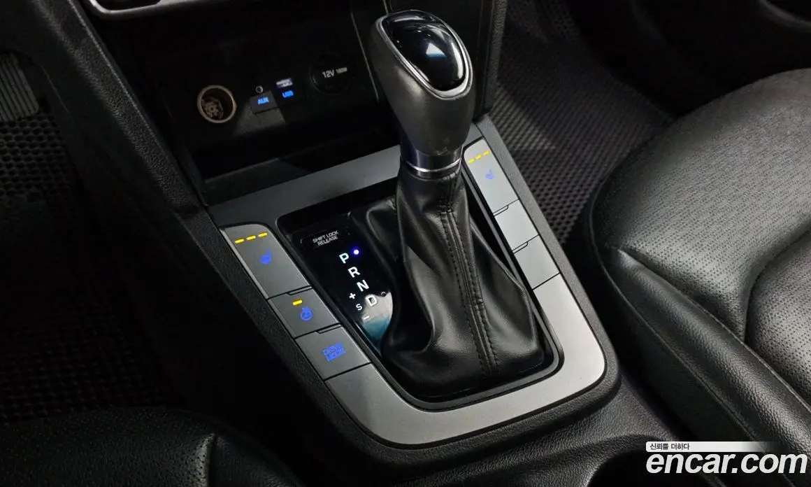 Hyundai Avante 2019 1.6 автомат (гидро), фото 12