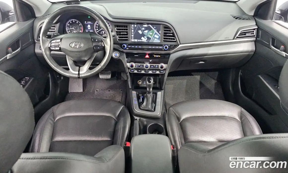 Hyundai Avante 2019 1.6 автомат (гидро), фото 10
