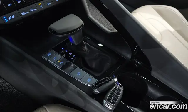 Hyundai Avante 2023 1.6 автомат (гидро), миниатюра 12