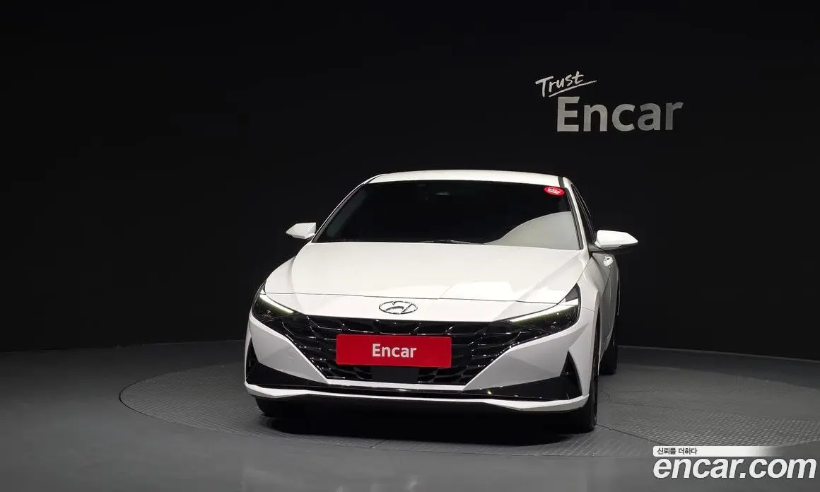 Hyundai Avante 2023 1.6 автомат (гидро), фото 3 Hyundai Avante 2023 1.6 автомат (гидро), фото 3