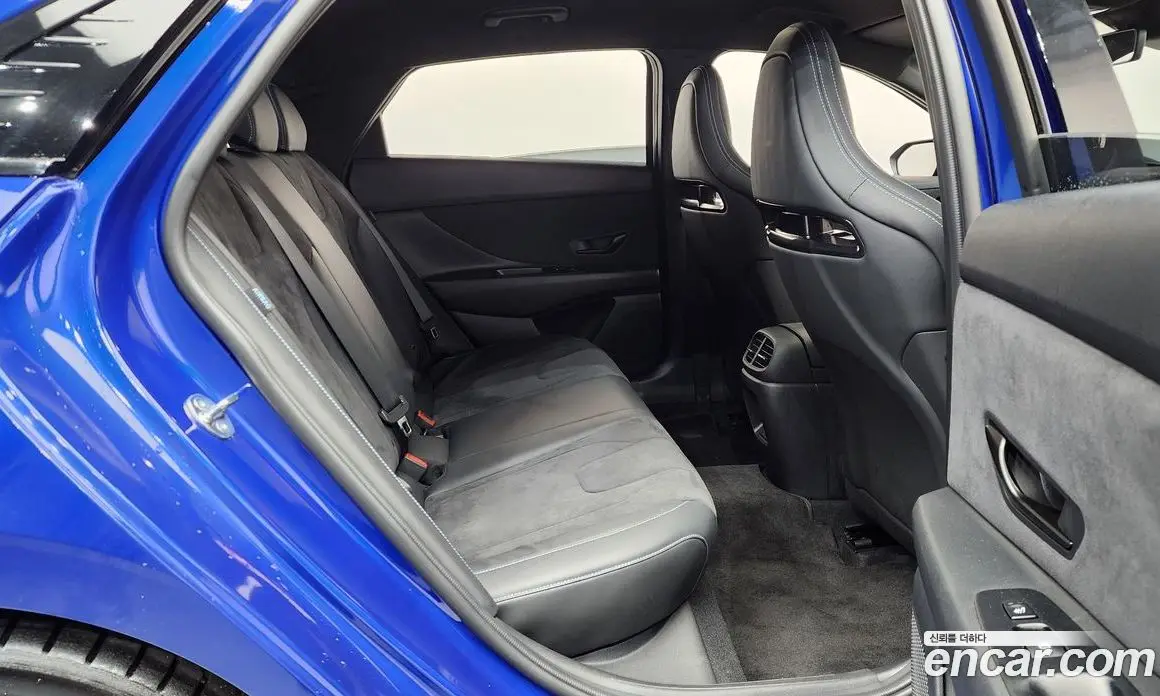 Hyundai Avante 2024 2.0 автомат (гидро), фото 17