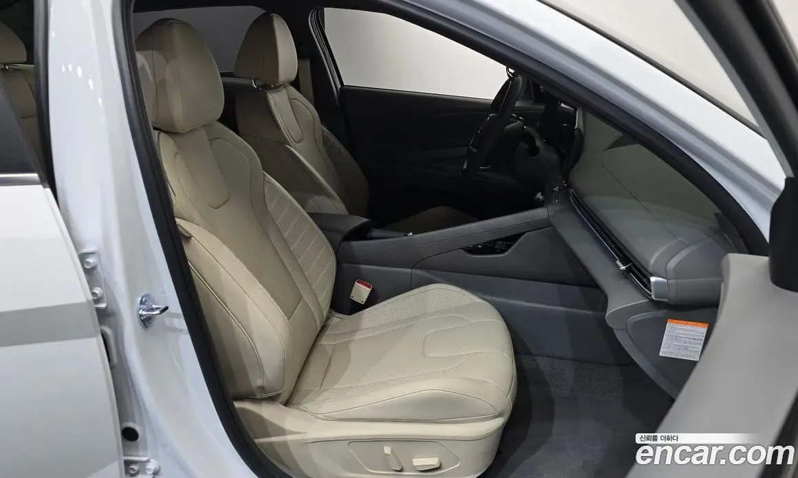 Hyundai Avante 2025 1.6 автомат (гидро), фото 16 Hyundai Avante 2025 1.6 автомат (гидро), фото 16