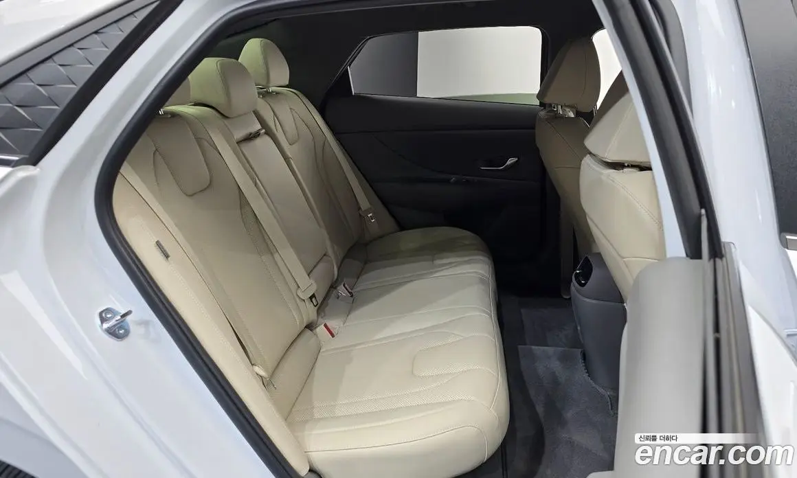 Hyundai Avante 2025 1.6 автомат (гидро), фото 17 Hyundai Avante 2025 1.6 автомат (гидро), фото 17