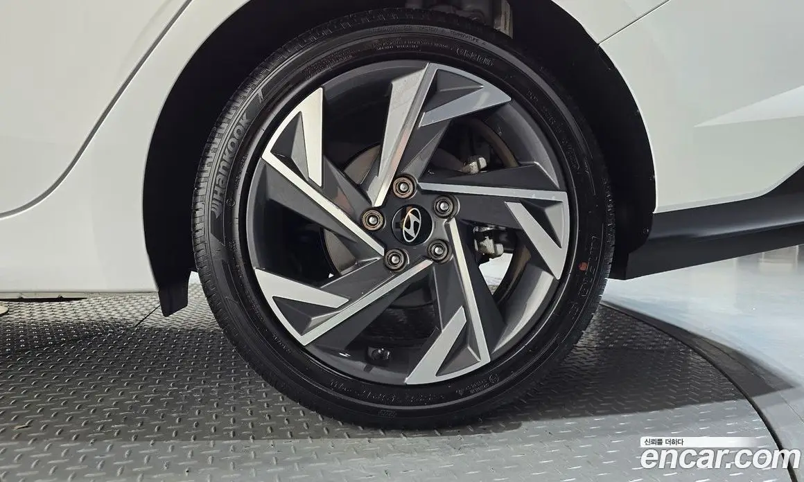 Hyundai Avante 2025 1.6 автомат (гидро), фото 7 Hyundai Avante 2025 1.6 автомат (гидро), фото 7