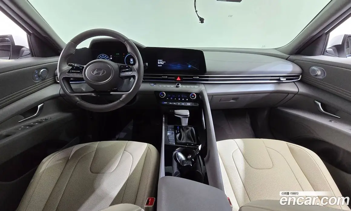 Hyundai Avante 2025 1.6 автомат (гидро), фото 10 Hyundai Avante 2025 1.6 автомат (гидро), фото 10