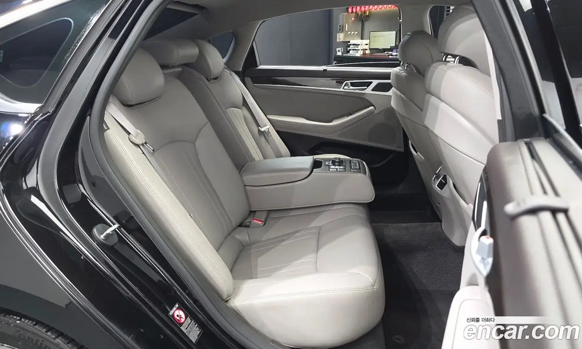 Hyundai Genesis 2015 3.3 автомат (гидро), фото 18
