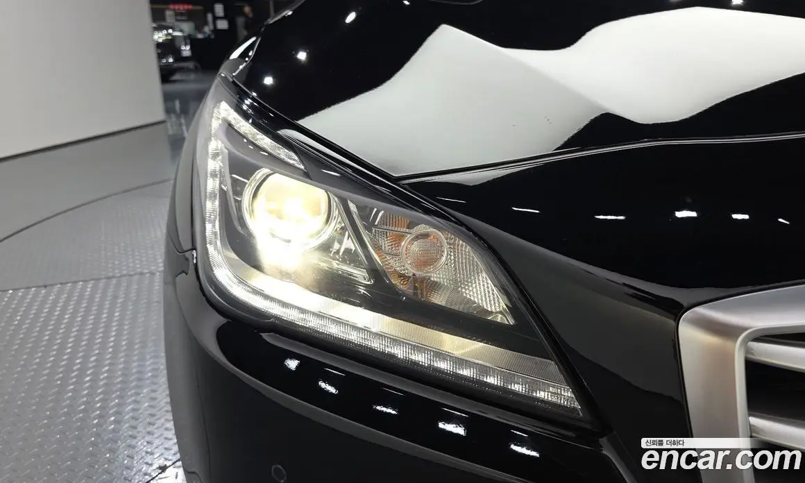 Hyundai Genesis 2015 3.3 автомат (гидро), фото 8