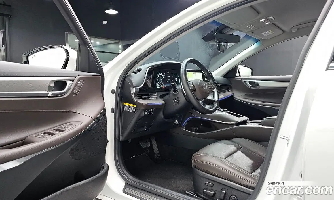 Hyundai Grandeur 2020 2.4 автомат (гидро), фото 13