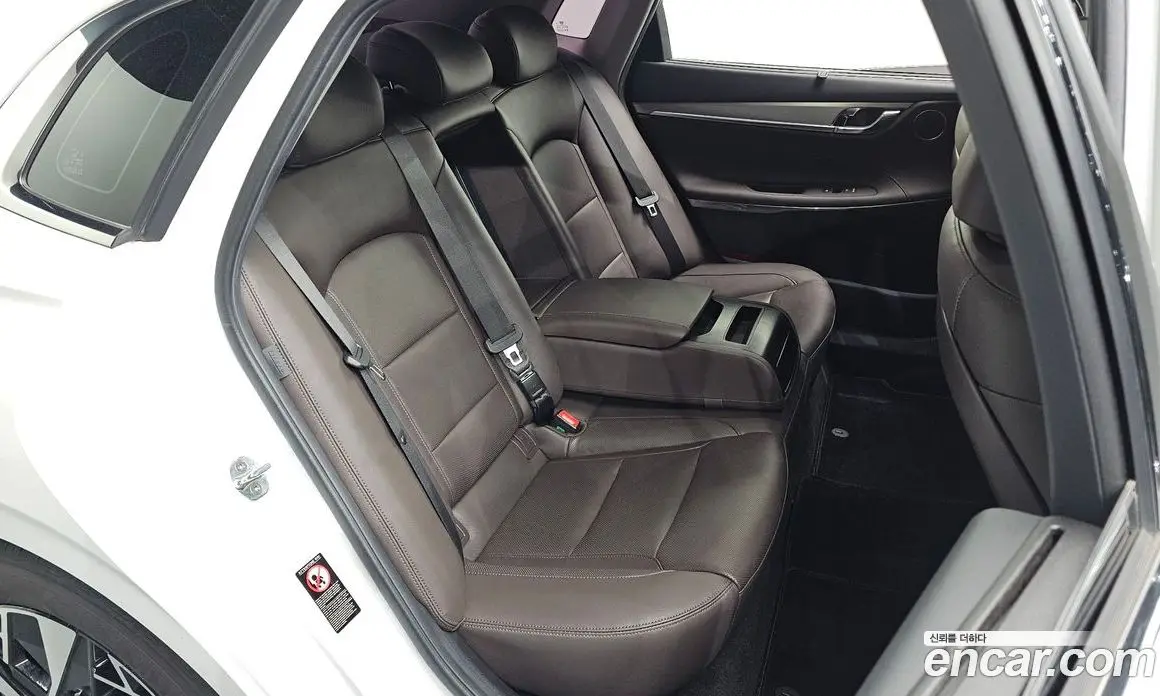 Hyundai Grandeur 2020 2.4 автомат (гидро), фото 17