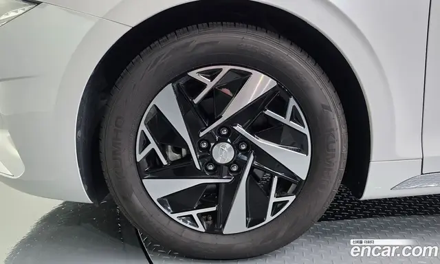 Hyundai Grandeur 2020 2.4 автомат (гидро), миниатюра 5