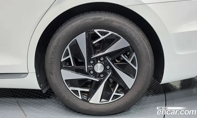 Hyundai Grandeur 2020 2.4 автомат (гидро), миниатюра 7
