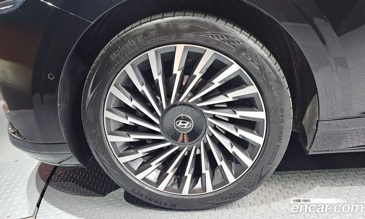 Hyundai Grandeur 2024 1.6 автомат (гидро), фото 5 Hyundai Grandeur 2024 1.6 автомат (гидро), фото 5