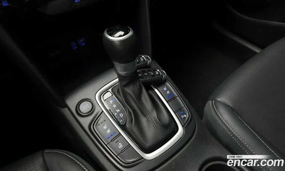 Hyundai Kona 2018 1.6 автомат (гидро), фото 12 Hyundai Kona 2018 1.6 автомат (гидро), фото 12