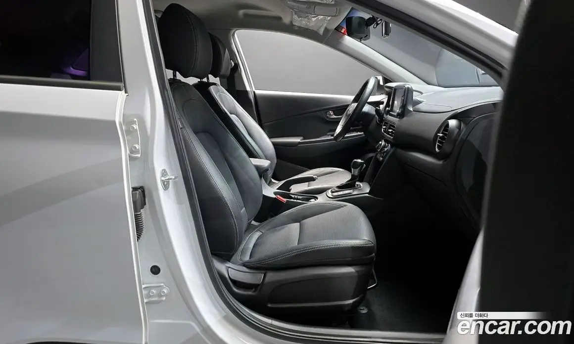 Hyundai Kona 2018 1.6 автомат (гидро), фото 16 Hyundai Kona 2018 1.6 автомат (гидро), фото 16