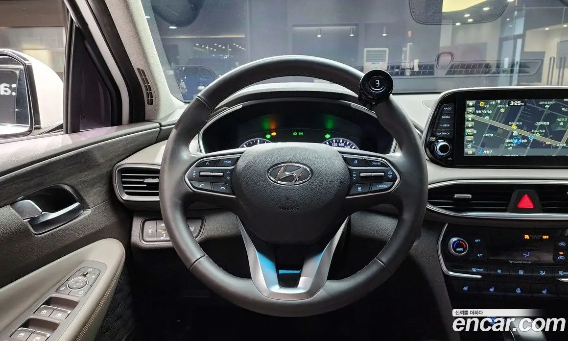 Hyundai Santa Fe 2019 2.0 автомат (гидро), фото 20