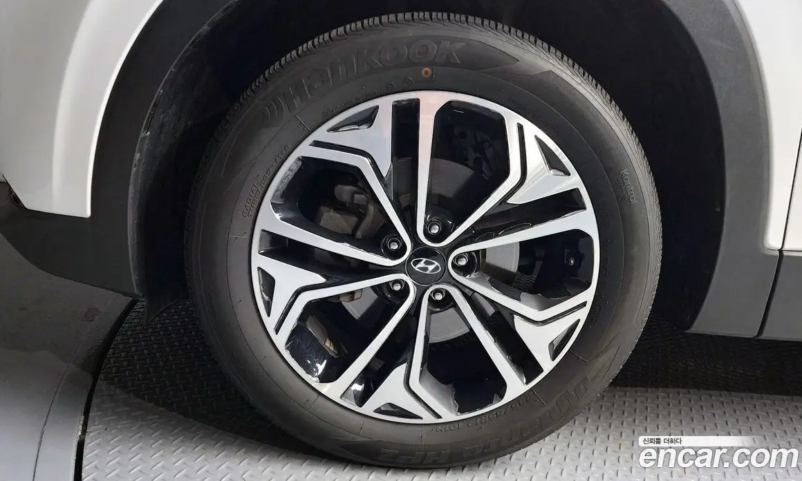 Hyundai Santa Fe 2019 2.0 автомат (гидро), фото 5
