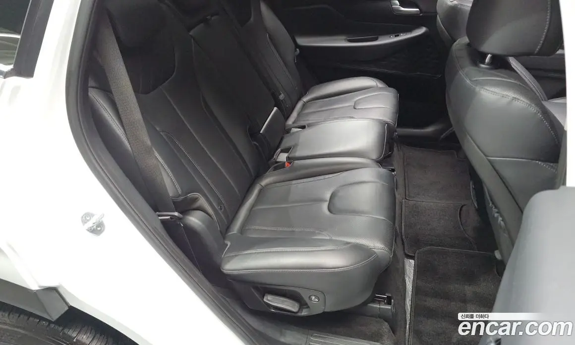 Hyundai Santa Fe 2020 2.2 автомат (гидро), фото 17 Hyundai Santa Fe 2020 2.2 автомат (гидро), фото 17