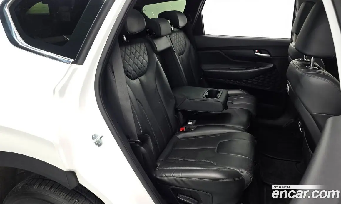 Hyundai Santa Fe 2023 2.2 автомат (гидро), фото 17 Hyundai Santa Fe 2023 2.2 автомат (гидро), фото 17