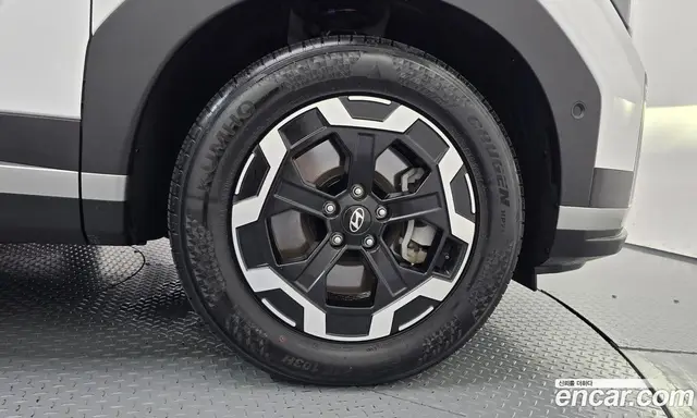 Hyundai Santa Fe 2024 2.5 автомат (гидро), миниатюра 7