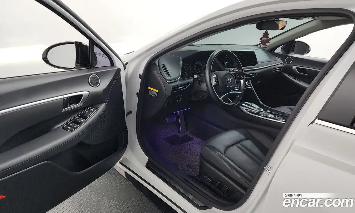 Hyundai Sonata 2019 1.6 автомат (гидро), фото 10