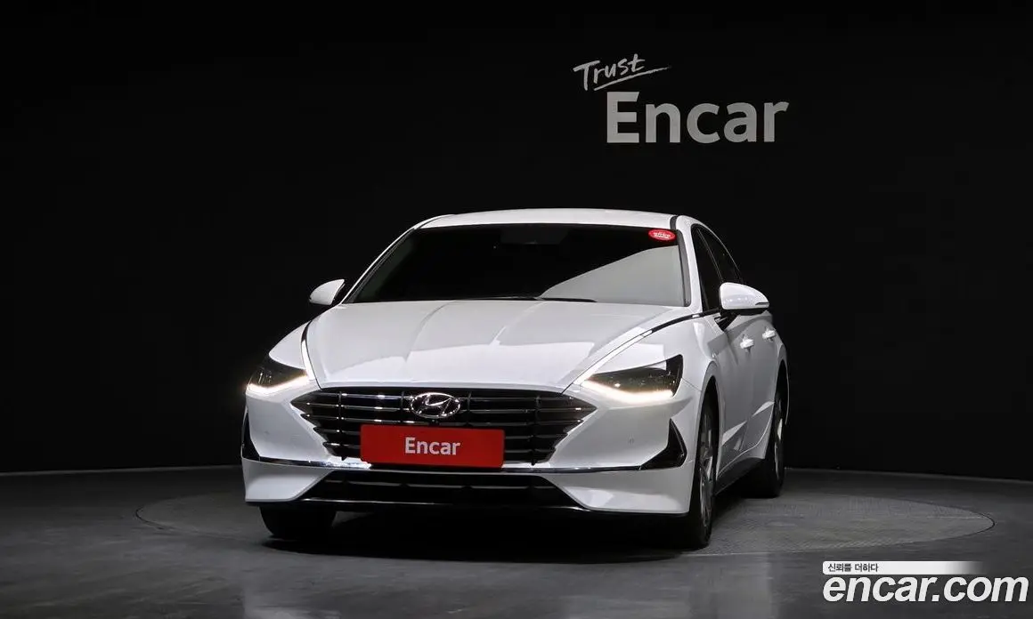 Hyundai Sonata 2021 2.0 автомат (гидро), фото 3