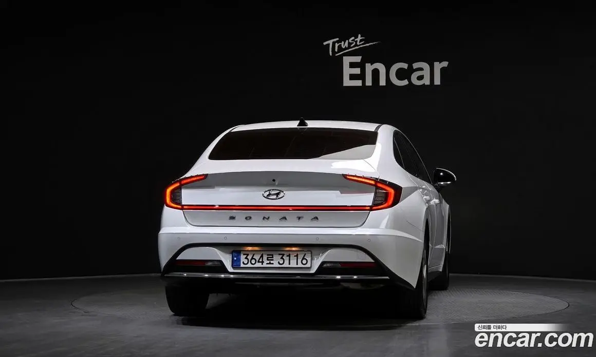 Hyundai Sonata 2021 2.0 автомат (гидро), фото 4