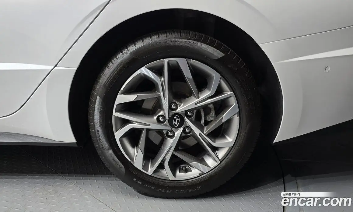 Hyundai Sonata 2021 2.0 автомат (гидро), фото 7