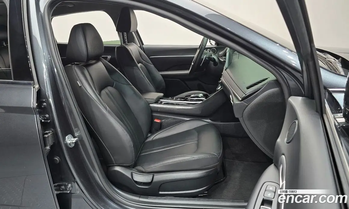 Hyundai Sonata 2022 2.0 автомат (гидро), фото 16 Hyundai Sonata 2022 2.0 автомат (гидро), фото 16