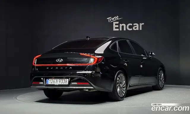 Hyundai Sonata 2022 2.0 автомат (гидро), миниатюра 2