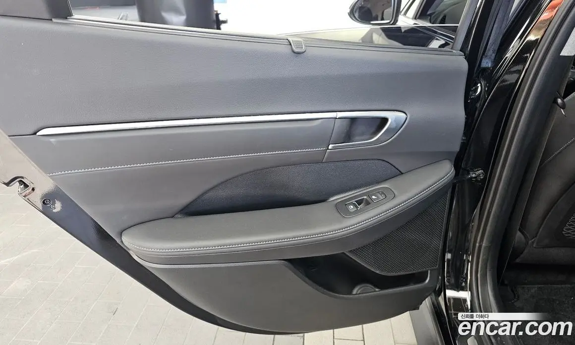 Hyundai Sonata 2022 2.0 автомат (гидро), фото 15