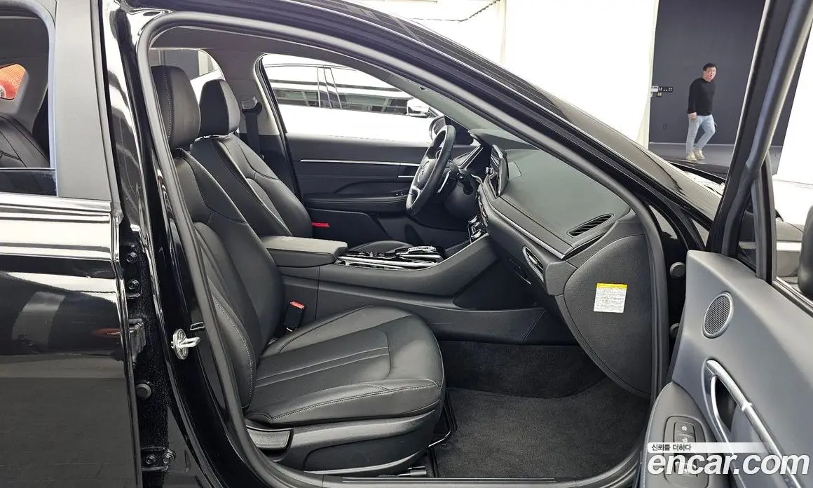 Hyundai Sonata 2022 2.0 автомат (гидро), фото 17