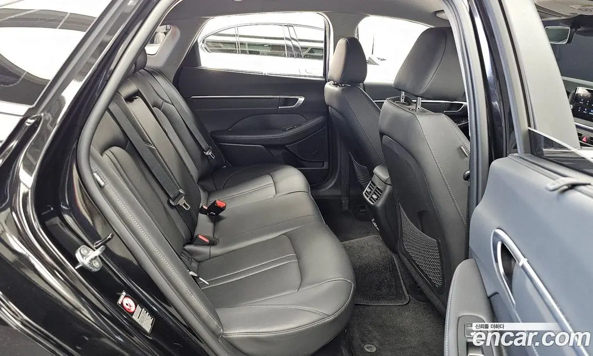 Hyundai Sonata 2022 2.0 автомат (гидро), фото 18