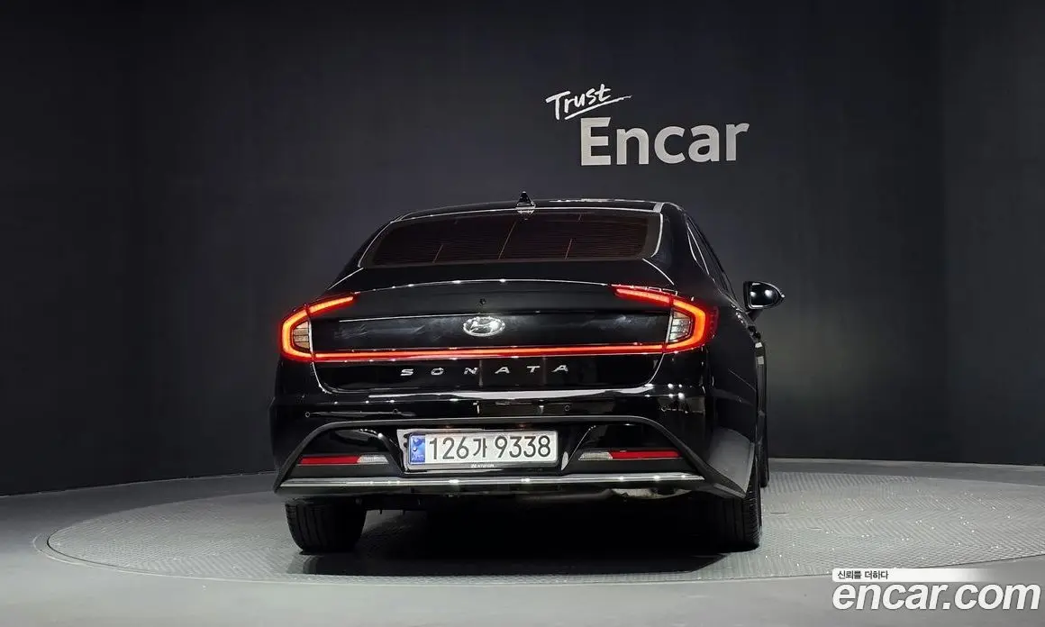 Hyundai Sonata 2022 2.0 автомат (гидро), фото 4