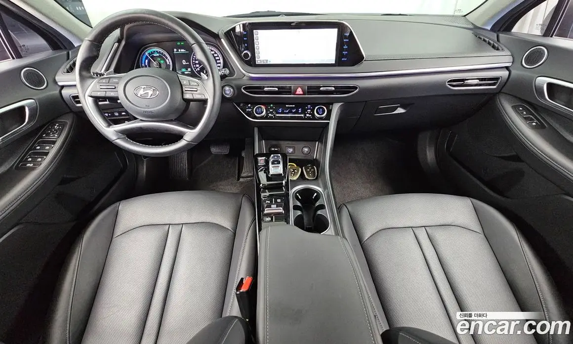 Hyundai Sonata 2022 2.0 автомат (гидро), фото 10