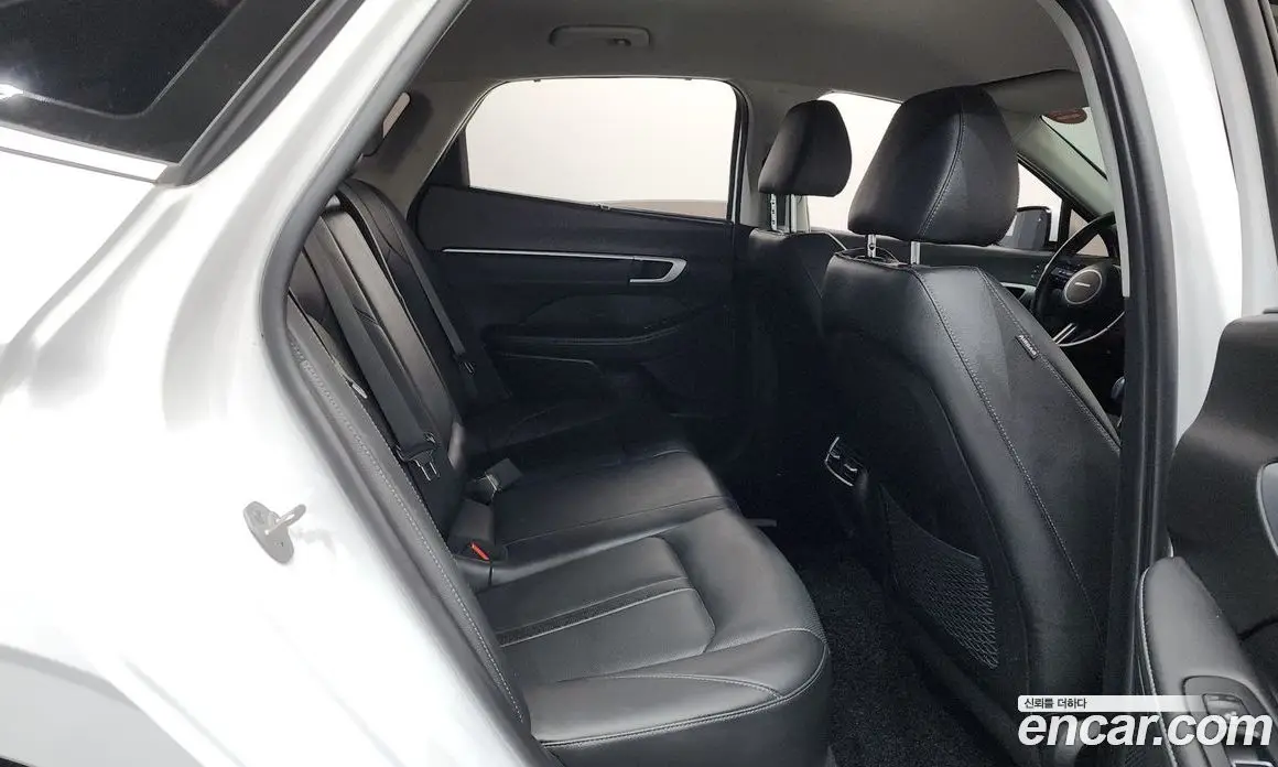 Hyundai Sonata 2025 2.0 автомат (гидро), фото 17