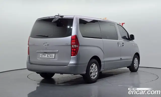 Hyundai Starex 2018 2.5 автомат (гидро), миниатюра 2