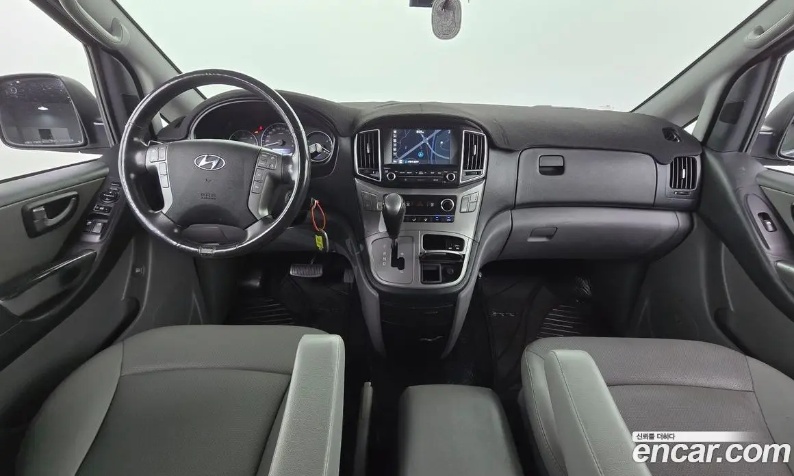 Hyundai Starex 2018 2.5 автомат (гидро), фото 10
