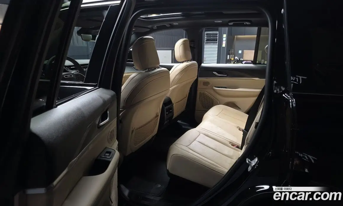 Jeep Cherokee 2023 2.0 автомат (гидро), фото 16