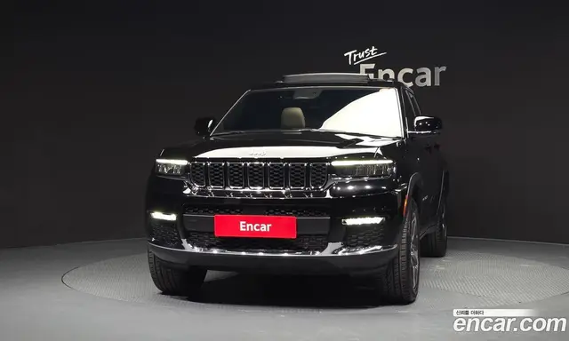 Jeep Cherokee 2023 2.0 автомат (гидро), миниатюра 3