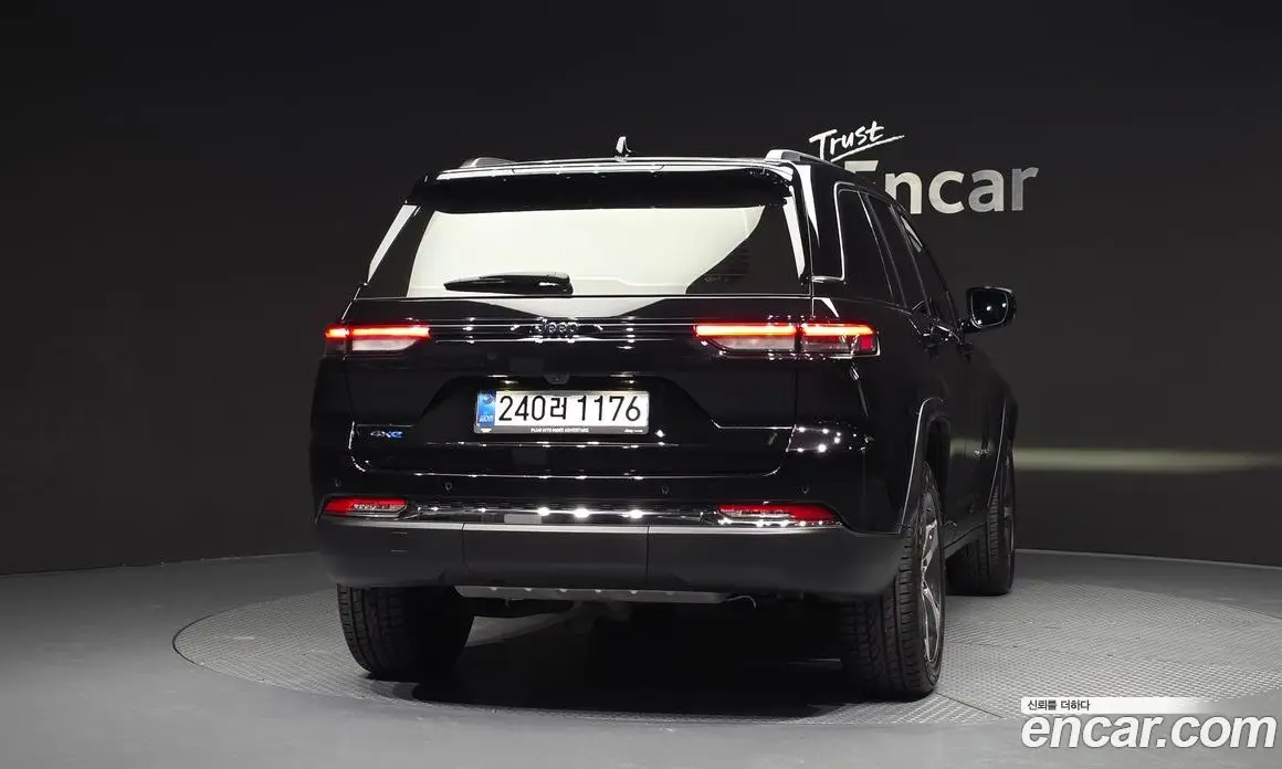 Jeep Cherokee 2023 2.0 автомат (гидро), фото 4