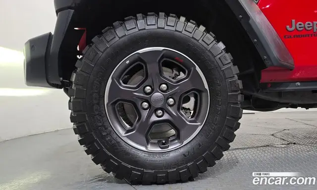 Jeep Gladiator 2022 3.6 автомат (гидро), миниатюра 5 Jeep Gladiator 2022 3.6 автомат (гидро), миниатюра 5